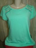 Blusa verde bordada